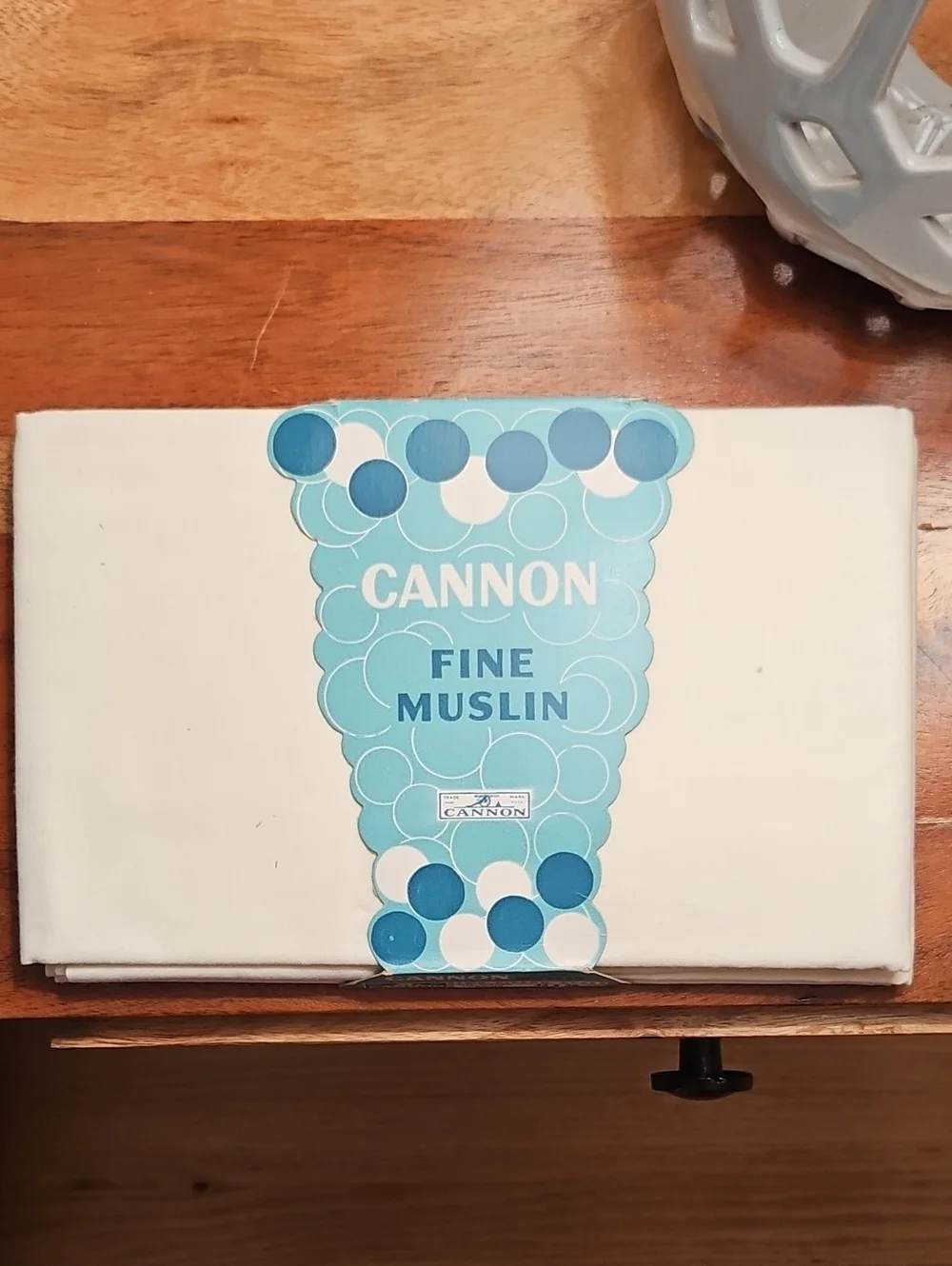 Vintage Cannon Fine Muslin Pillow Cases